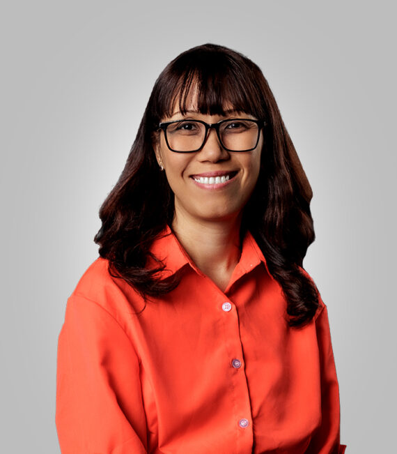 Anna Le , Manager Moore Markhams in Auckland