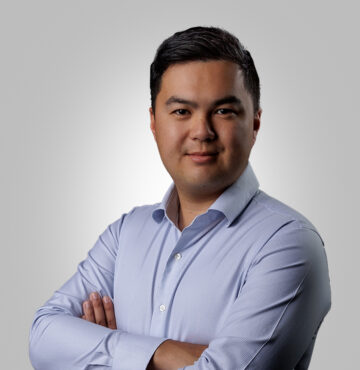 Elwin Loo , Manager , Moore Markhams in Auckland