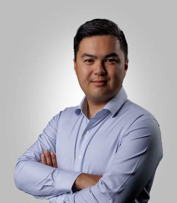 Elwin Loo , Manager , Moore Markhams in Auckland