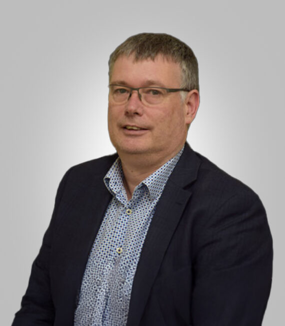 Director , Moore Markhams in Queenstown